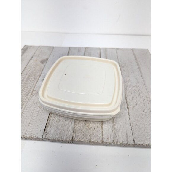 Vintage Rubbermaid 2 Cups #1 Square Container Almond Lid #2 - Picture 1 of 9